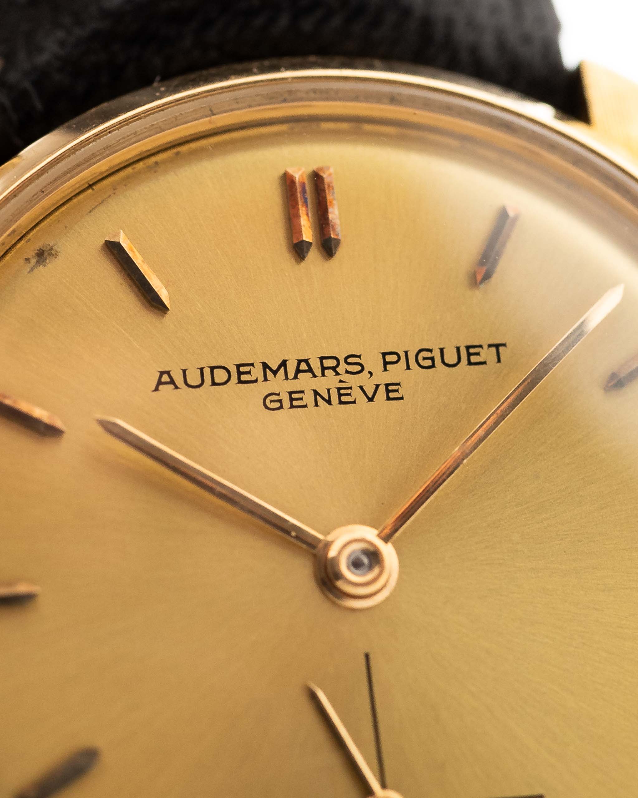 Audemars Piguet Disco Volante 18k 1960s - Image 10