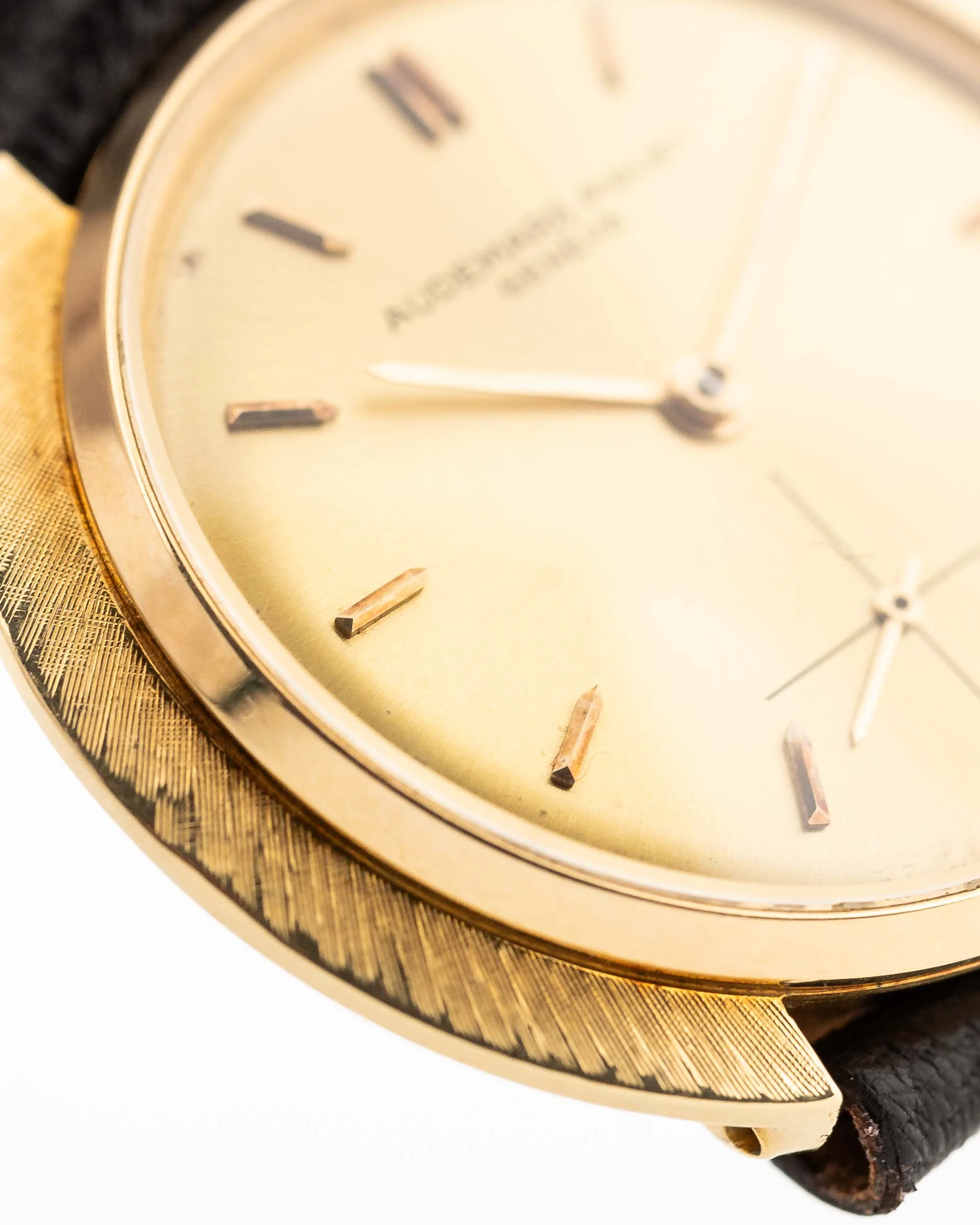 Audemars Piguet Disco Volante 18k 1960s - Image 13