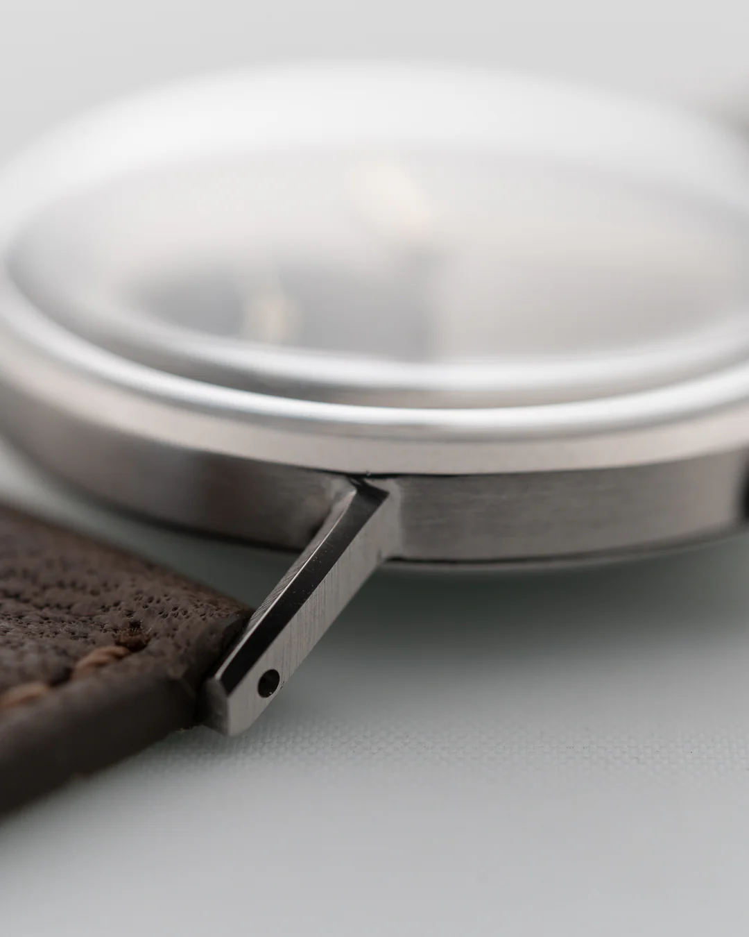 Omega two tone ghosted 1939 - Image 9