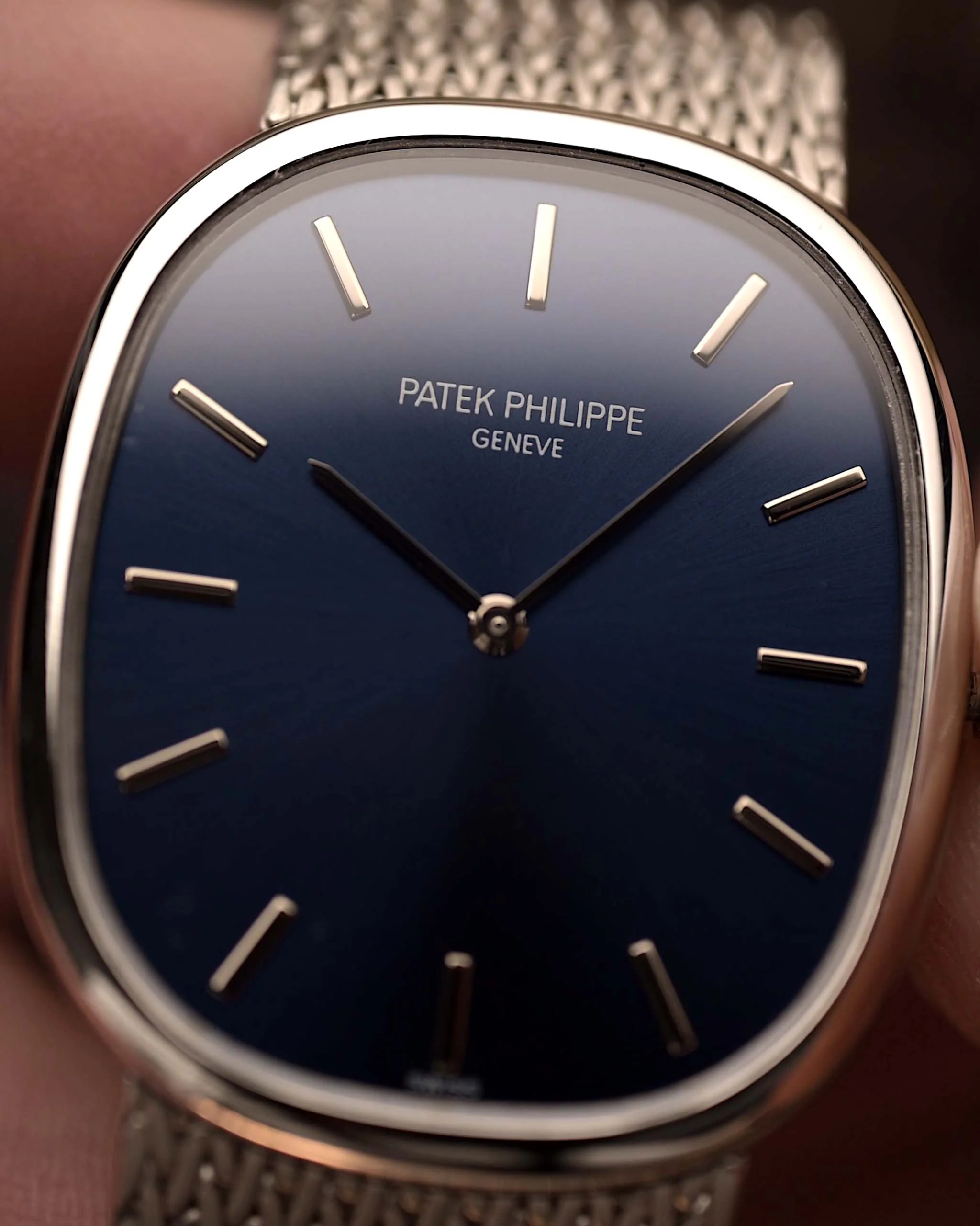 Patek Philippe 3738 Ellipse 18k 1970s - Image 4