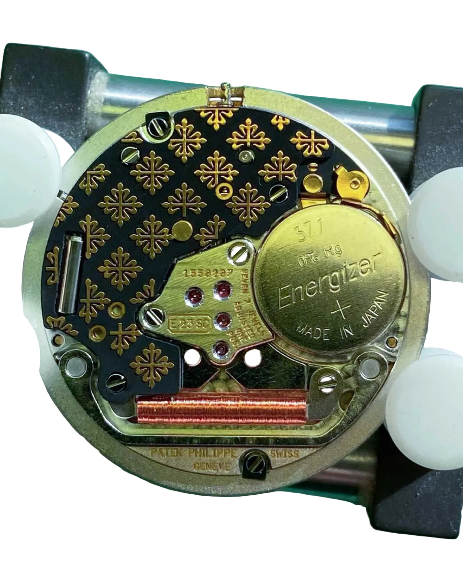 Patek Philippe 3900 Nautilus Diamond 1990s - Image 19