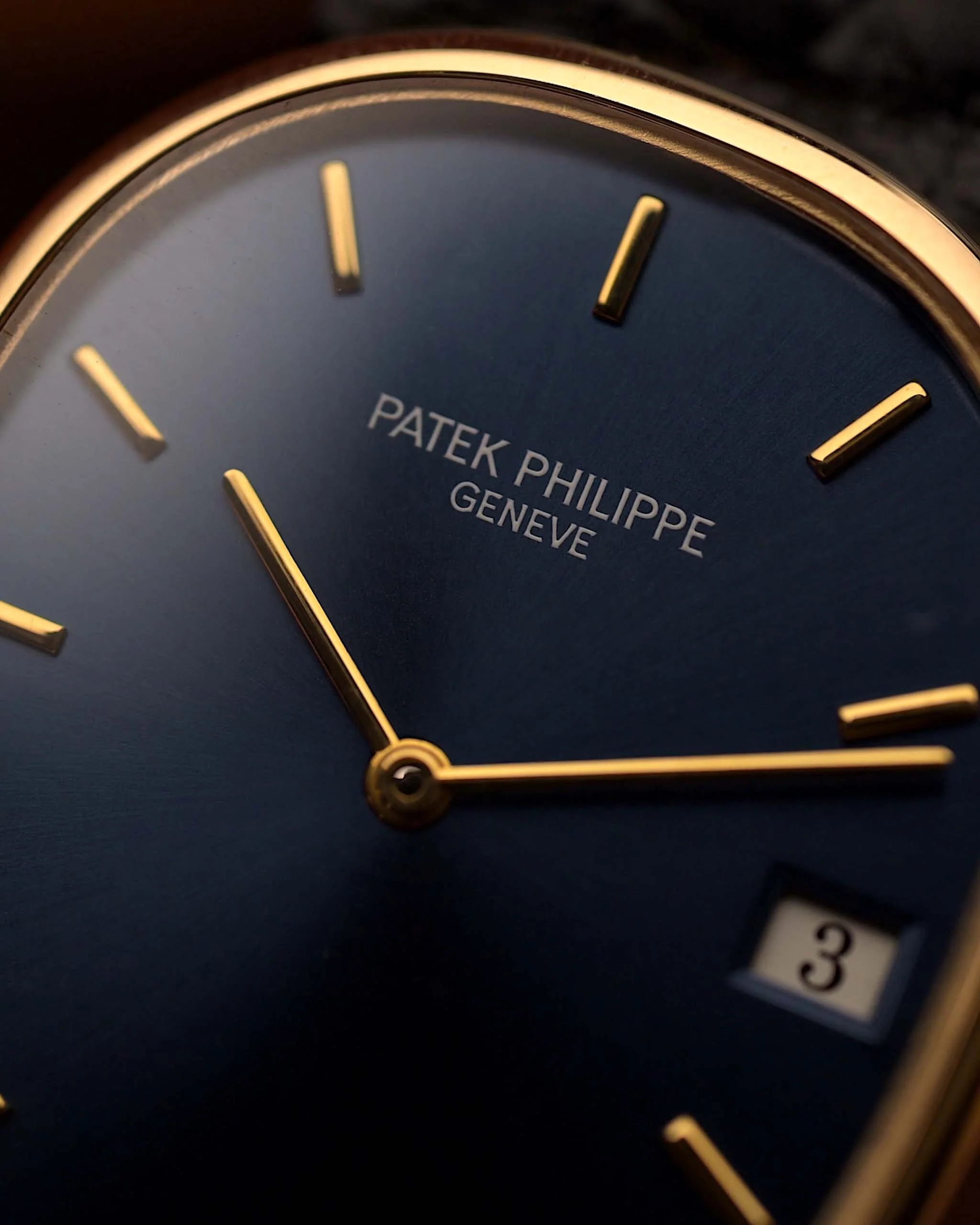 Patek Philippe Ellipse 3788 Date 18k 1980s - Image 4