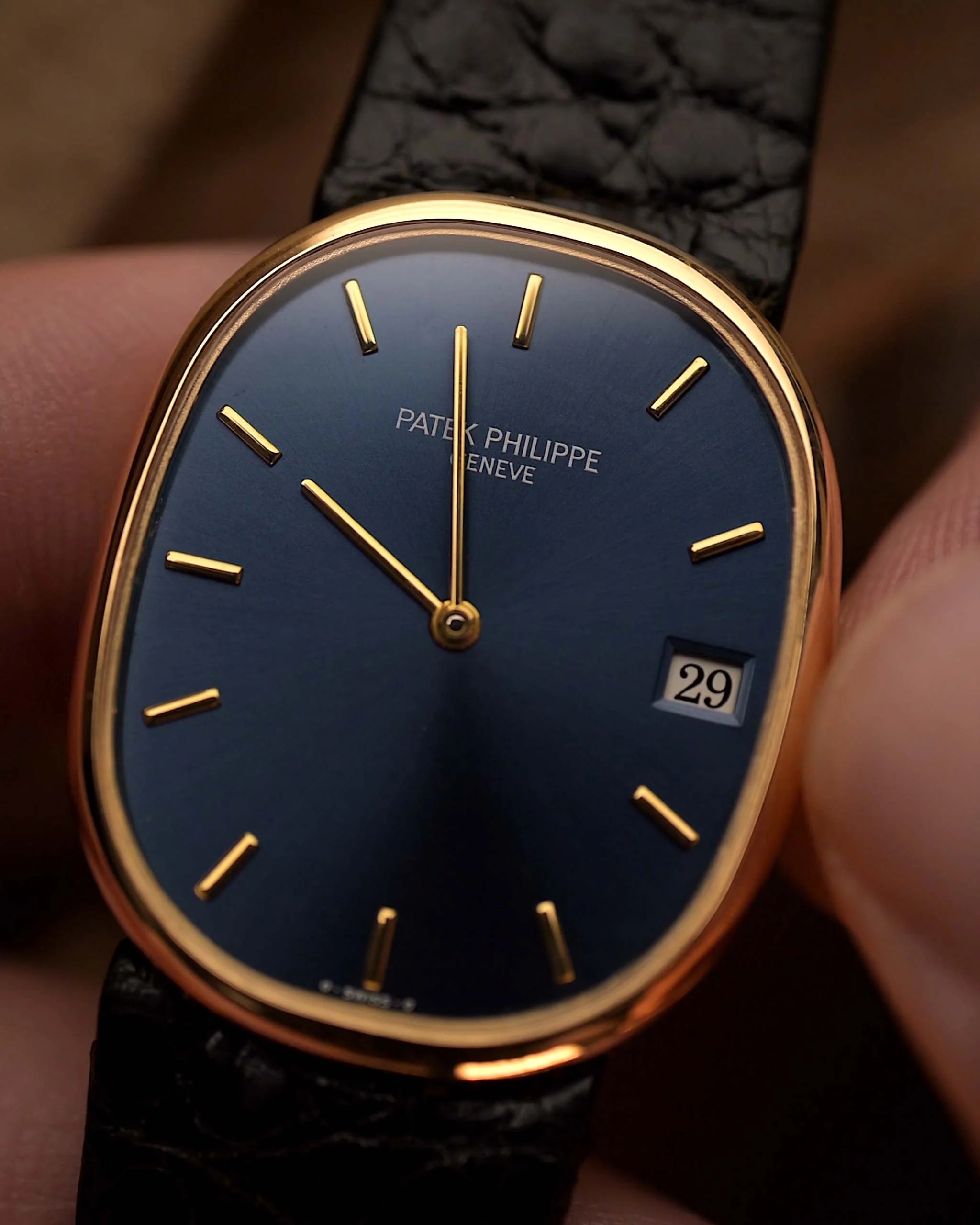 Patek Philippe Ellipse 3788 Date 18k 1980s - Image 5